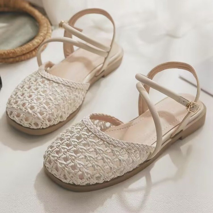 Sandals - รองเท้าแตะแบบปิดสไตล์ฝรั่งเศสสำหรับผู้หญิง สายรัดเดี่ยวแบบกลวงสำหรับฤดูร้อน ส้นหนา ไซส์ใหญ่