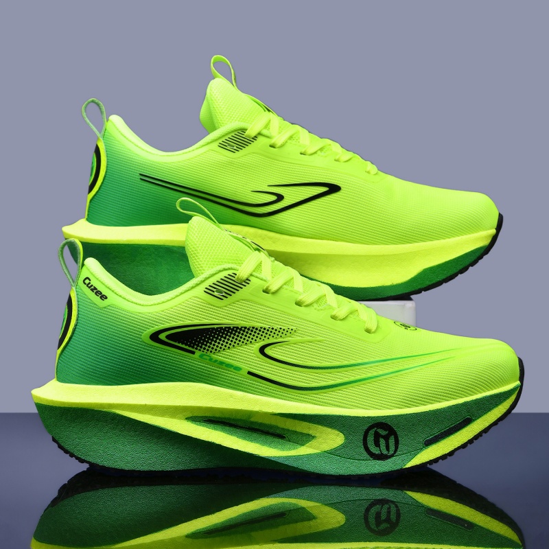 รองเท้าวิ่งผู้ชาย คาร์บอนบอร์ด - Waterproof Goretex Running Shoes บทวิจารณ์และราคา