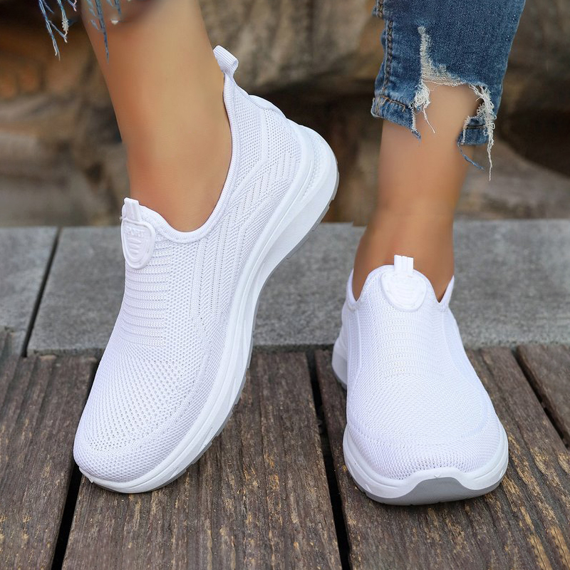 รองเท้าผ้าใบลำลองแบบสวมสำหรับผ - Breathable Mesh Athletic Shoes บทวิจารณ์และราคา