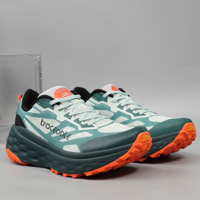 รองเท้าวิ่งกีฬาสำหรับวัยรุ่น น - Lightweight Road Running Shoes บทวิจารณ์และราคา
