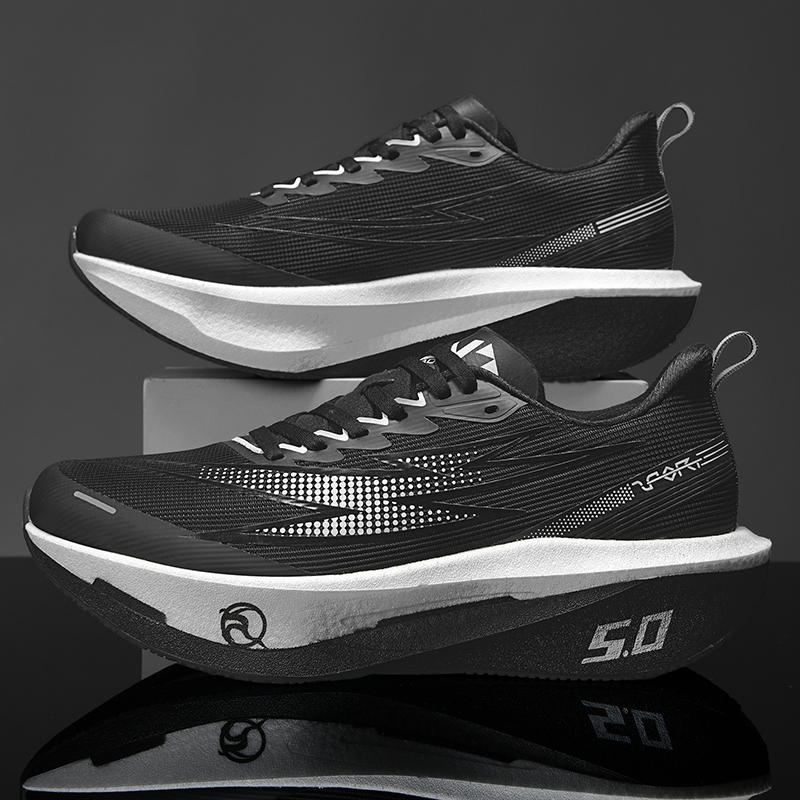 รองเท้าวิ่งผู้ชาย รองเท้าวิ่งอ - Lightweight Road Running Shoes บทวิจารณ์และราคา