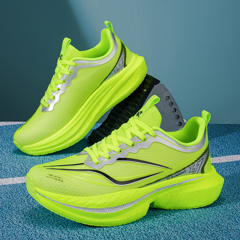 รองเท้าวิ่งผู้ชายแบบมีเบาะรองร - Lightweight Road Running Shoes บทวิจารณ์และราคา