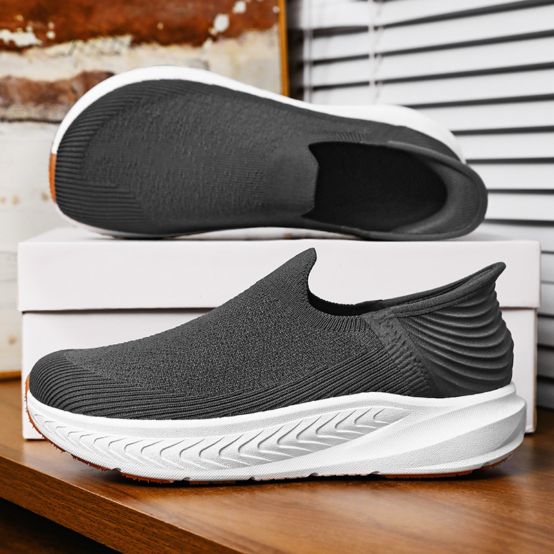 รองเท้าผู้ชายแบบสวม ไม่ใช้เชือ - Wide Toe Box Running Sneakers บทวิจารณ์และราคา