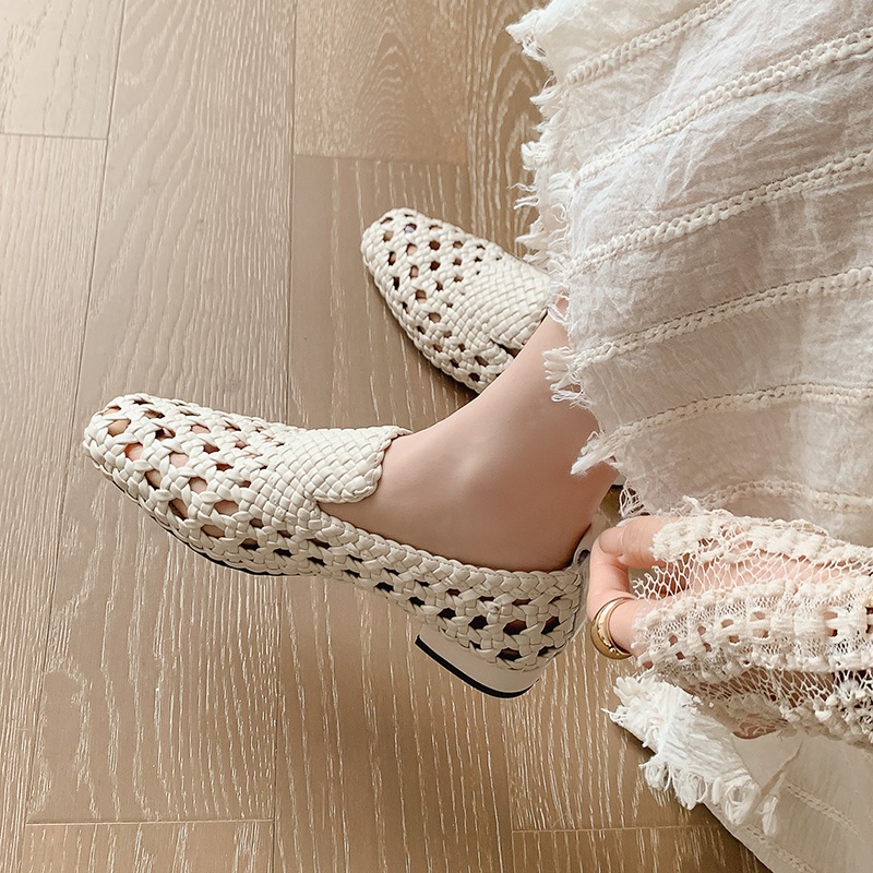 รองเท้าสานหนังแท้แฟชั่นสุดฮิตป - Sandals บทวิจารณ์และราคา